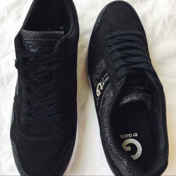 🛑RETURNING 2DAY🛑SEND OFFERS Guess BLACK SNEAKERS - Picture 6 of 8